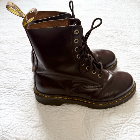 Dr. Martens 1460 Pascal in Chocolate Brown Size 8.5 US - Picture 5 of 10